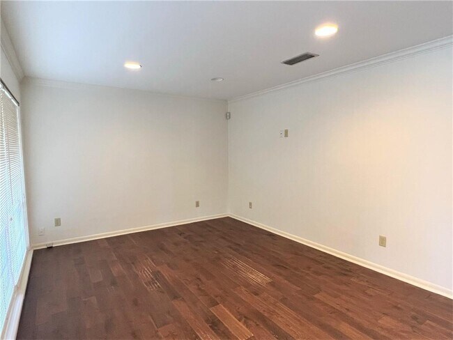 Photo - 5011 Finley Dr