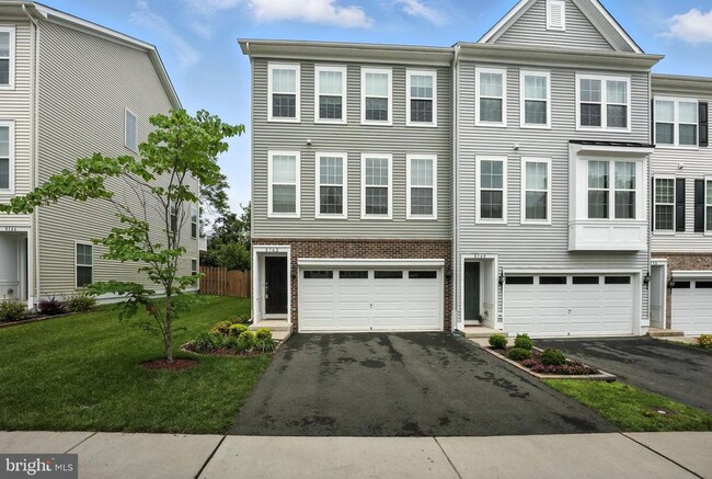 Photo - 8162 Agnes Ln Townhome