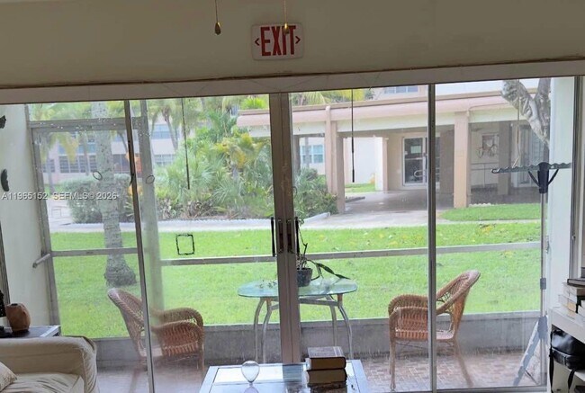 Photo - 1530 NE 191st St Unit 145