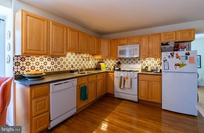 Photo - 4813 Walton Ave Unidad 3