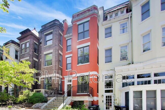 Photo - 1952 Calvert St NW Unit #4