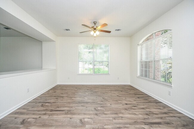 Photo - 21610 Woodoak Ct