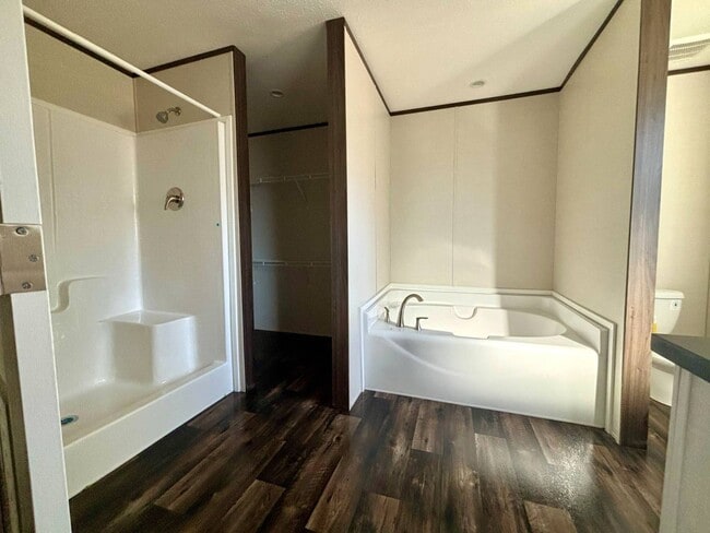 Photo - 2101 Ladnier Rd