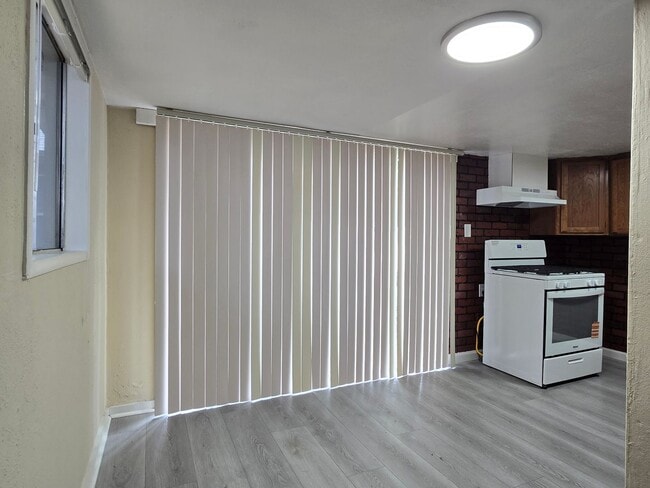 Photo - 15086 Woodard Rd Unit 3