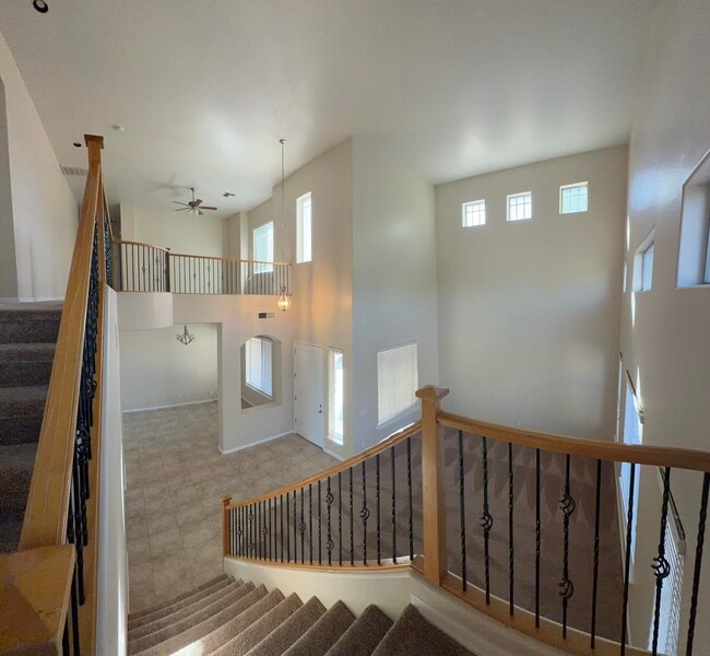 Photo - 3163 S Porter St