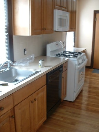 Building Photo - 13 Falmouth Rd Unit 13 Rental