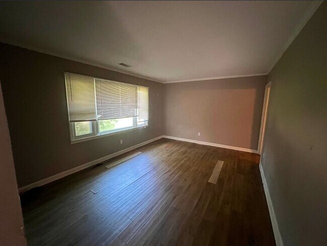 Photo - Charming Home with Front & Rear Porches overlooking large yard!!