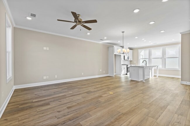 Photo - 213 Black Swann Rd