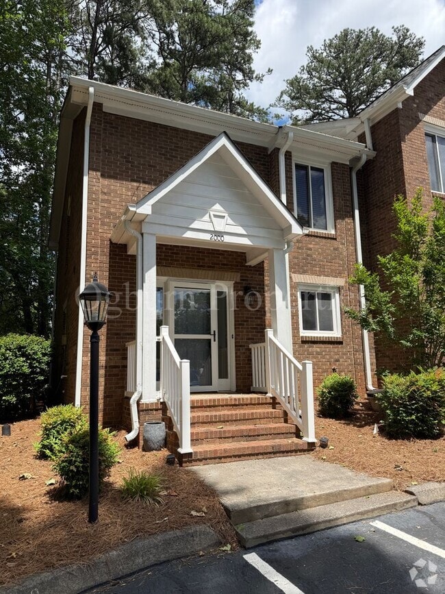 Building Photo - 2000 Ridge Brook Ct Rental