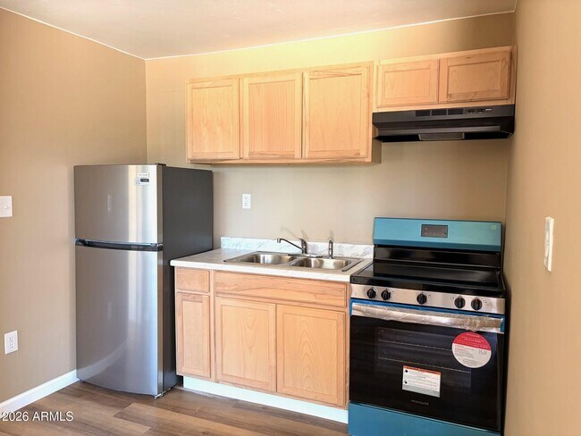 Photo - 1341 F Ave Unidad B
