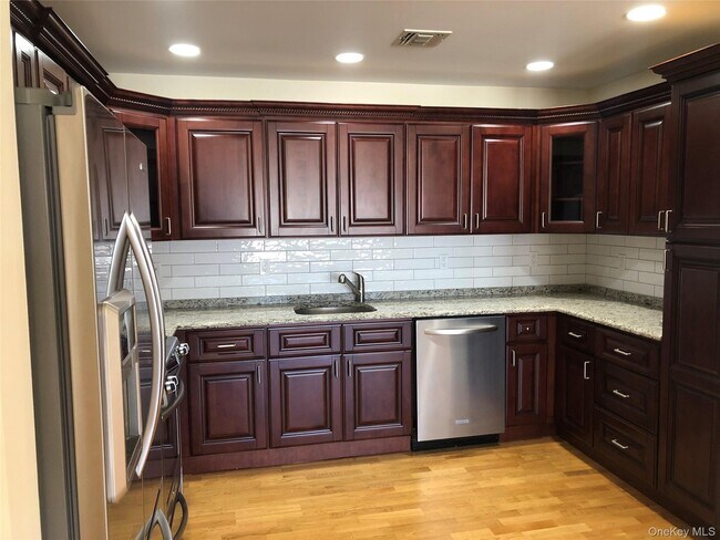 Photo - 147 Main St Unit 3B