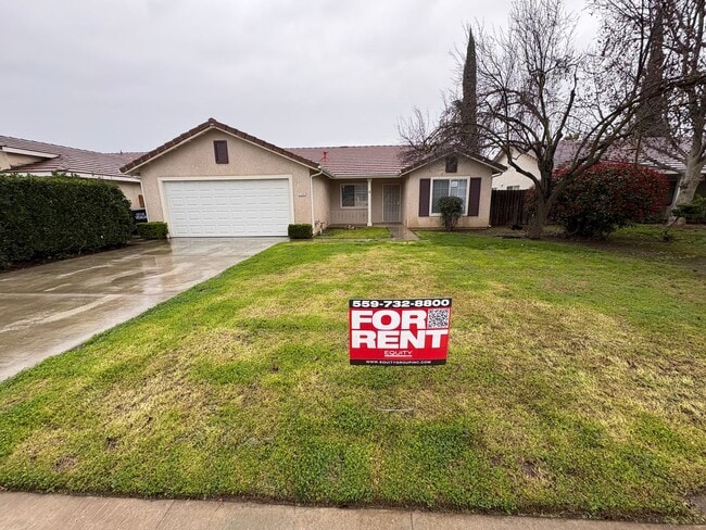 Building Photo - SE Visalia home Rent Ready!