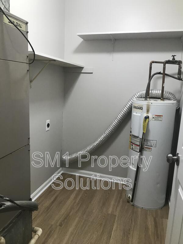 Photo - 2509 Green Oaks Ct SE