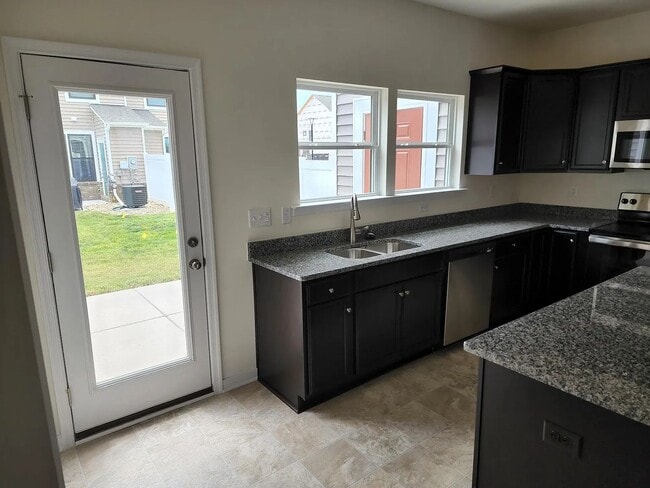 12229 Dutch Elm Cir