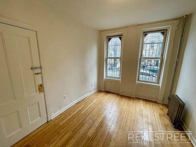 Photo - Spacious 3BR Apartment with Backyard Access in Prime Bushwick Unit 1L