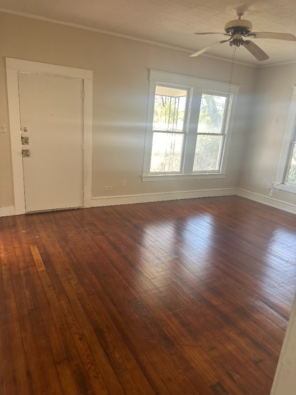 Photo - 1412 Burleson Ave