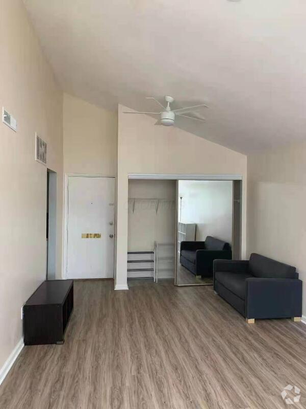 Building Photo - 1126 Merrimar Cir N Unit N Rental