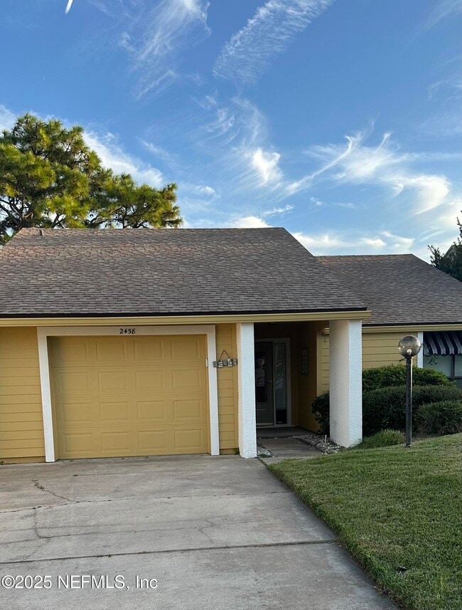 Building Photo - 2458 Lorraine Ct S Rental
