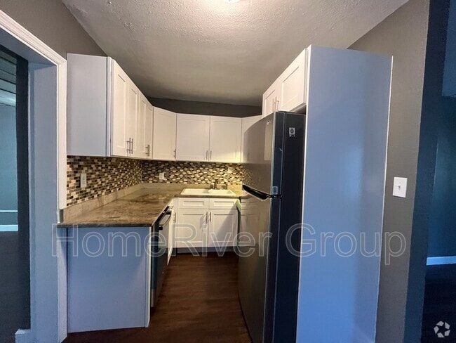Building Photo - 4715 W Knights Ave Rental