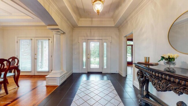 Photo - Amazing Home Prospect Kentucky For Rent Partially Furnished