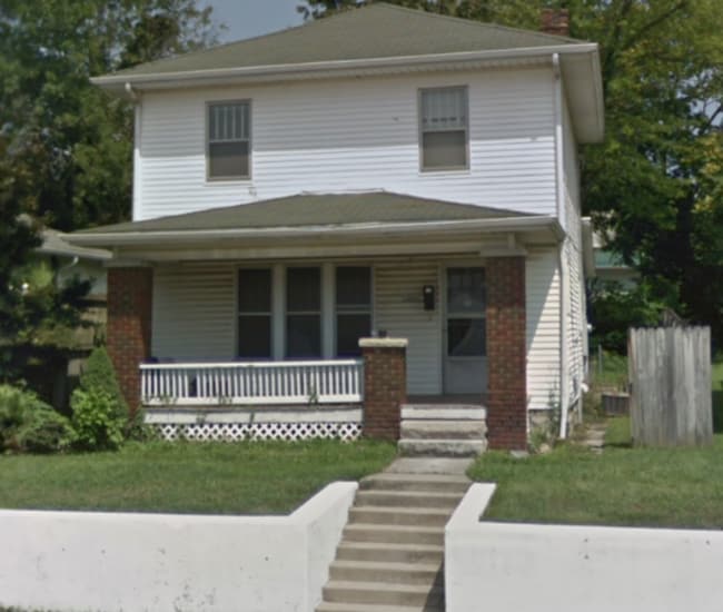 Charming 4 BD/2 BA home in quiet neighborh... - Charming 4 BD/2 BA home in quiet neighborh...