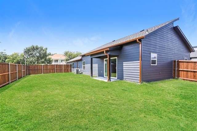 Photo - 2025 Stuart St