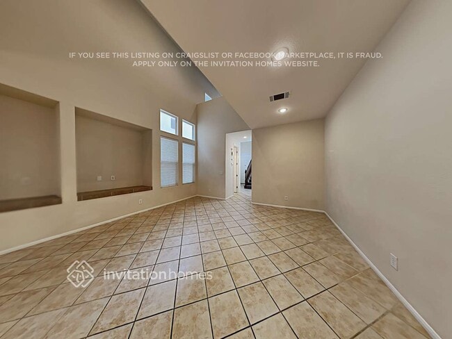 Photo - 765 Feather Ridge Dr