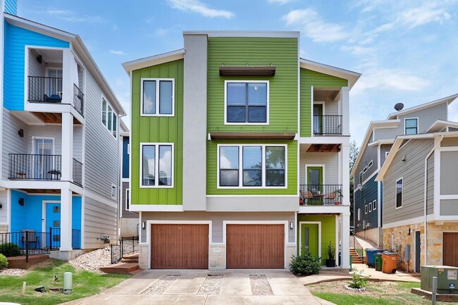 Building Photo - 1921 Warely Ln Unit 250C Rental