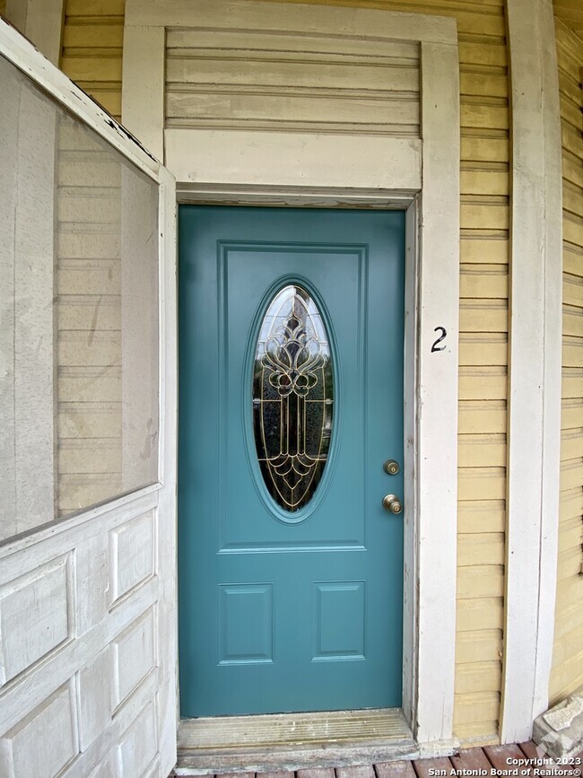 Building Photo - 1515 East Southcross- Rental
