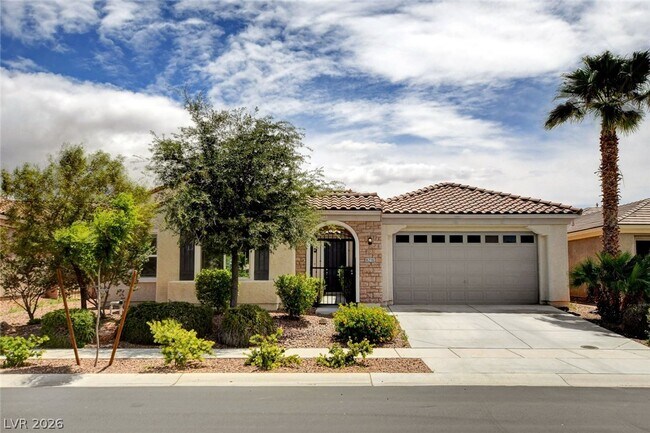 Photo - 8216 Imperial Lakes St