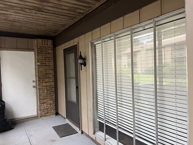 Photo - 2812 Georgetown Dr