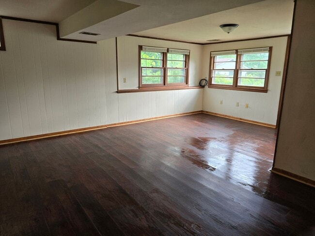 Building Photo - 2505 Andy Dr Unit B