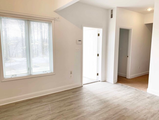 Building Photo - 8309 Old Seven Locks Rd Unit 1 Rental