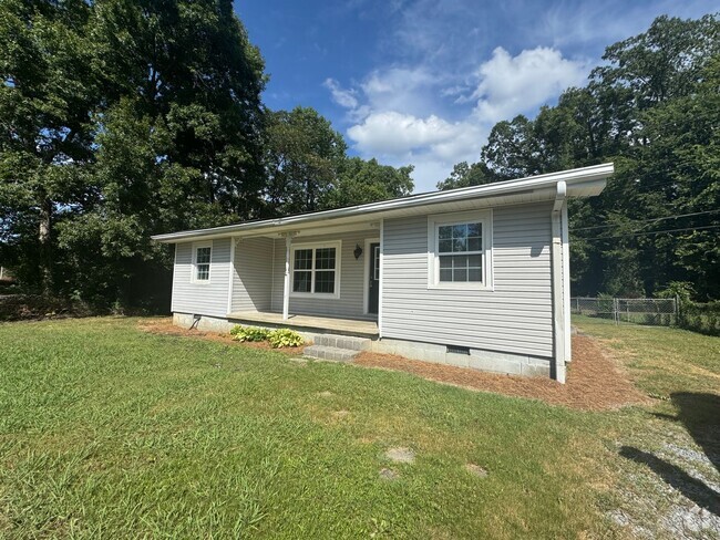Building Photo - 3/1 House in West Rome $1,195