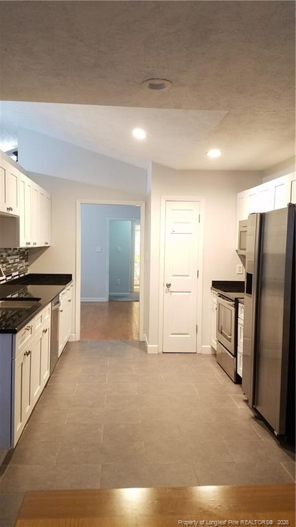 104 Bayou Ct