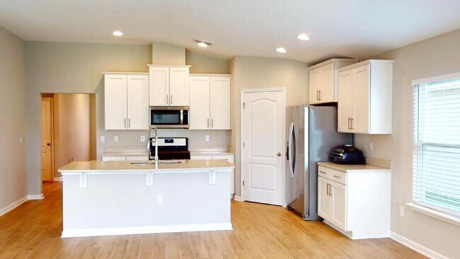 Photo - 82887 Belvoir Ct