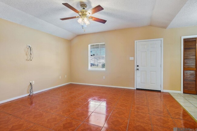 Photo - 8578 Longwood View Ave