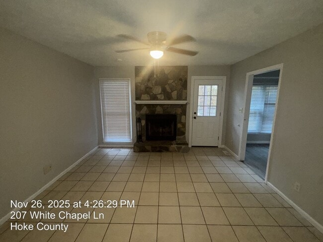 Photo - 207 Whitechapel Ln