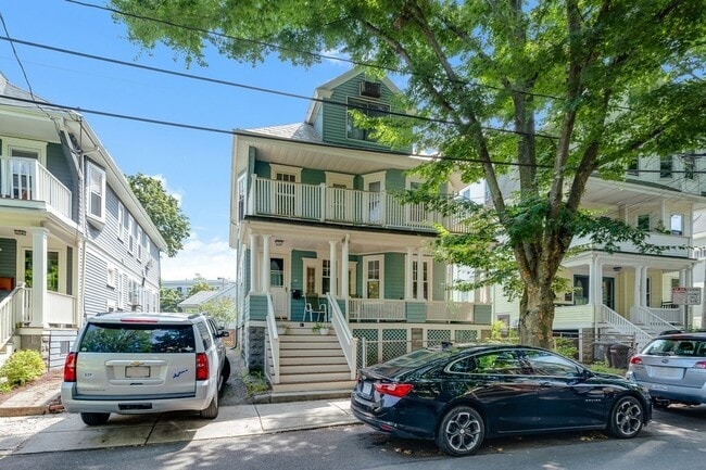 Building Photo - 36 Granville Rd Unit 1 Rental