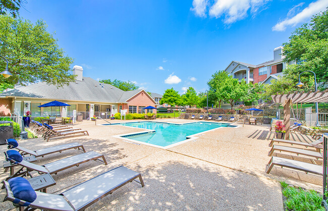 Photo - MAA Shoal Creek Apartments