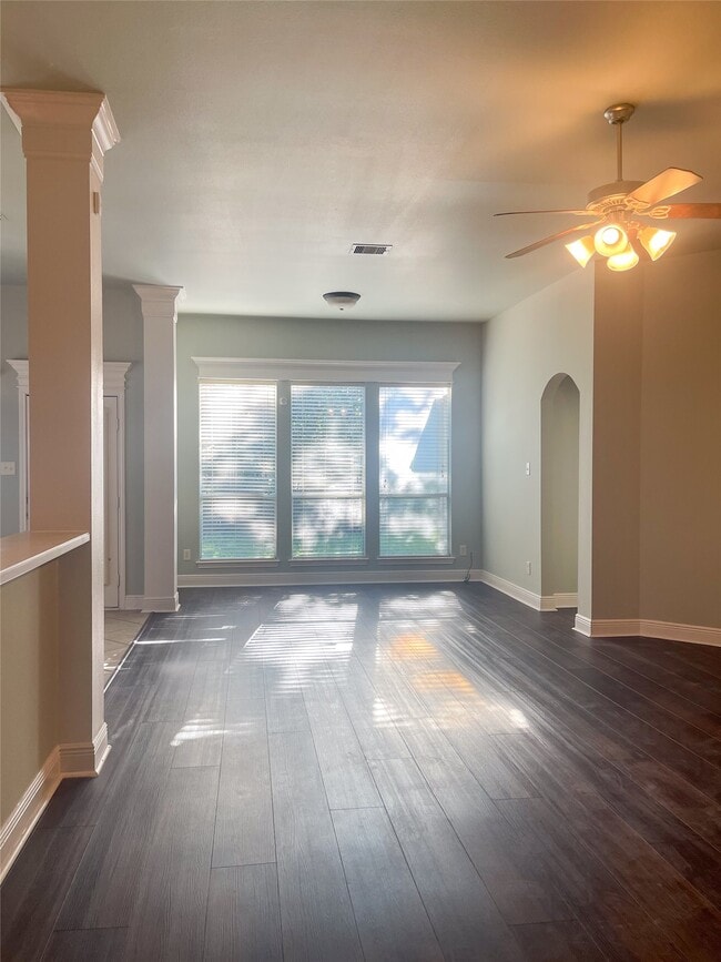 Photo - 854 Skyspring Ln