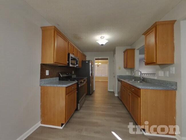 Photo - 3350 Slate Dr