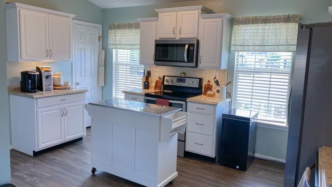 Photo - 205 Millwheel Ct