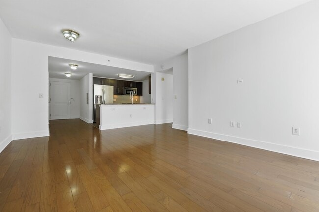 Building Photo - 88 Morgan St Unit 801 Rental