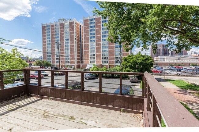Photo - 104 W 5th St Unidad Apt. #2