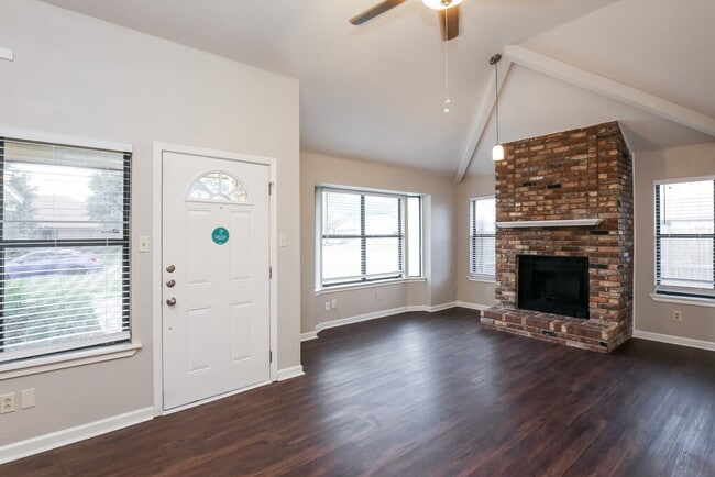 Photo - 101 Colony Dr