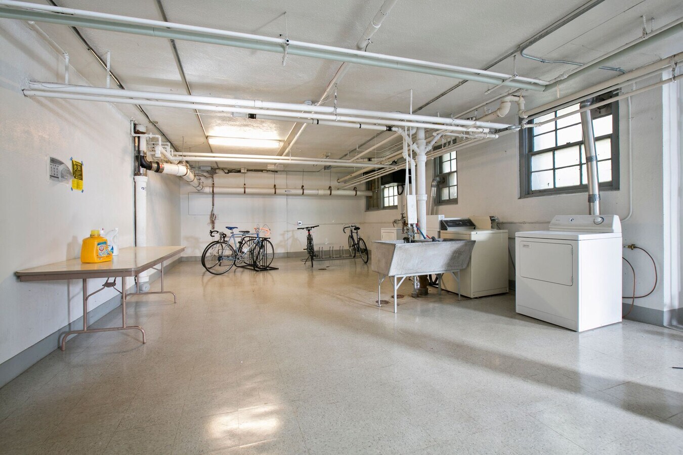 Photo - 2434 Dupont Ave S