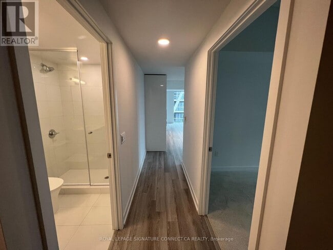 Photo - 238 Simcoe St Unité 1808