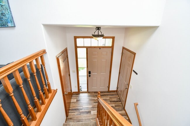 Photo - 5704 S San Diego Ave