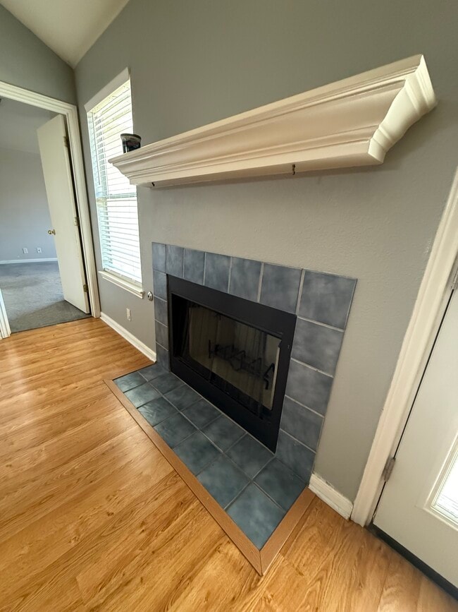 Photo - 609 Ranchero Rd